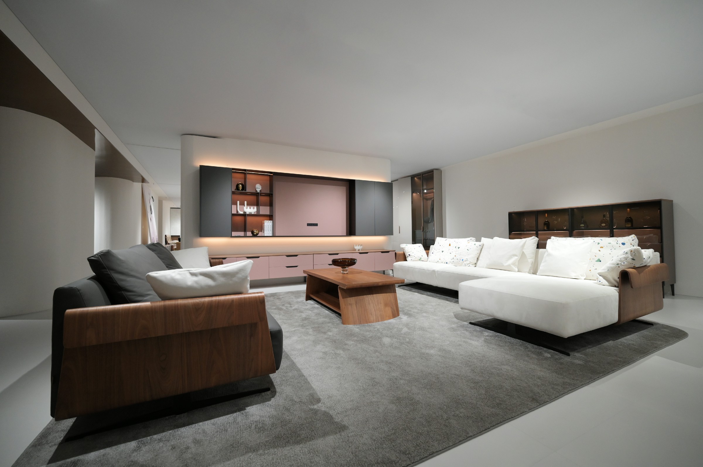 红桃影视长治路店